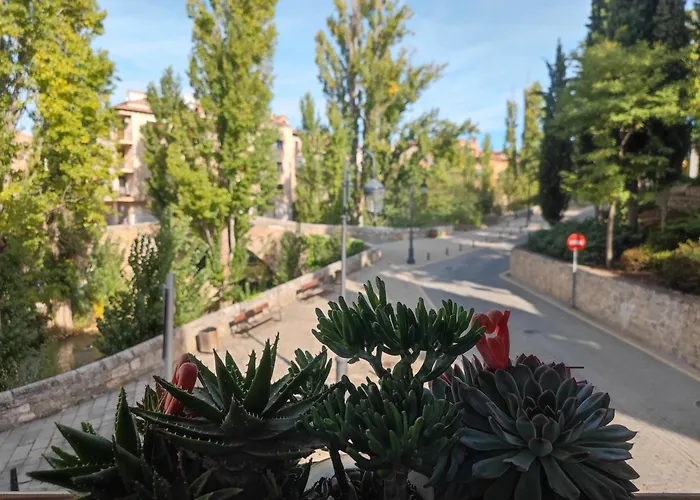 Апартаменты Mirabuenos *